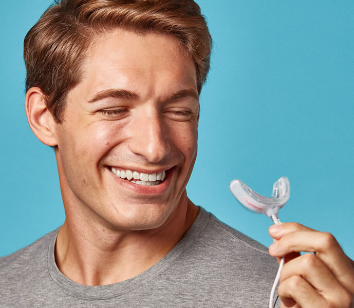 LaughLand teeth whitening real user LaughLand teeth whitening real user
